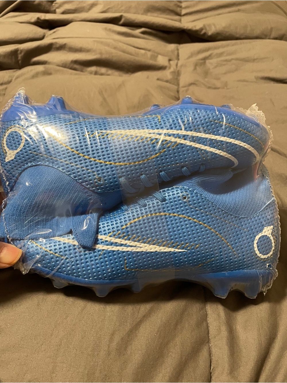 New Soccer Cleats Kids Youth Size 3.5 3 1/2 Boy/Girl Shoes, Ankle Support Amazon - Picture 4 of 8